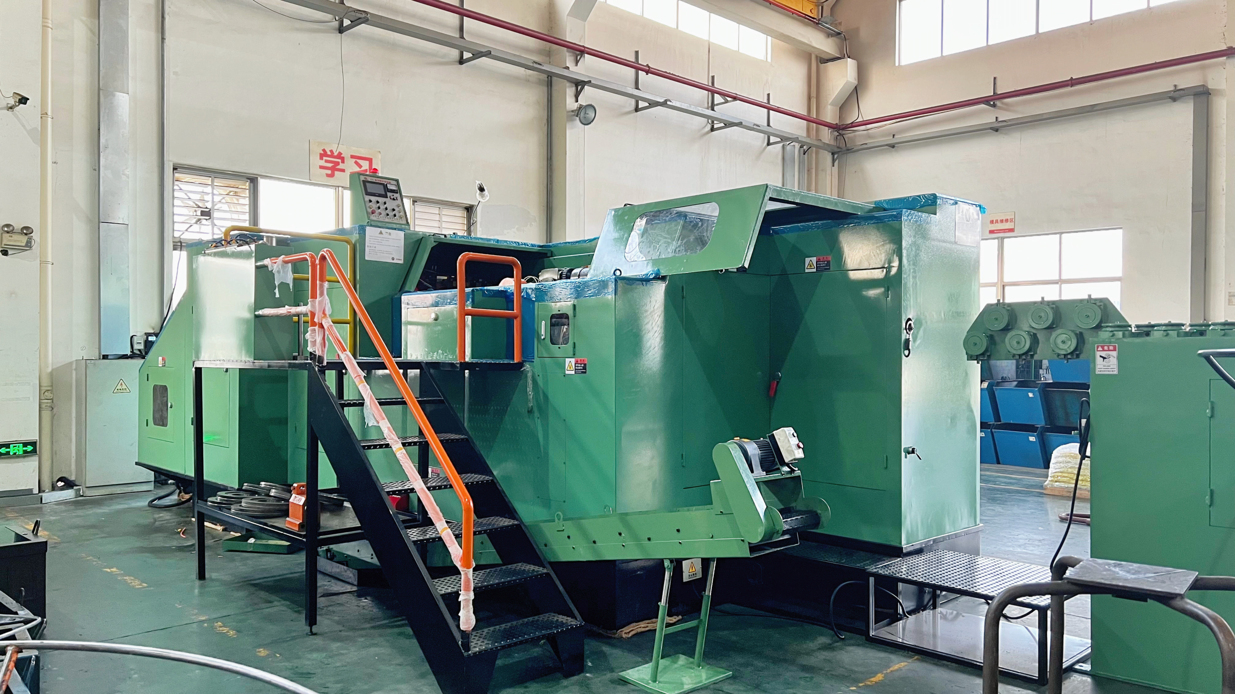 ການຍົກລະດັບເຄື່ອງມືຂອງພວກເຮົາ, ເຮັດໃຫ້ເຄື່ອງຫັດຖະກໍາຂອງພວກເຮົາສົມບູນແບບ: Jinsixi ແນະນໍາເຄື່ອງເຢັນຫົວເຢັນ 24B ເພື່ອຜະລິດ fasteners ຂະຫນາດໃຫຍ່.